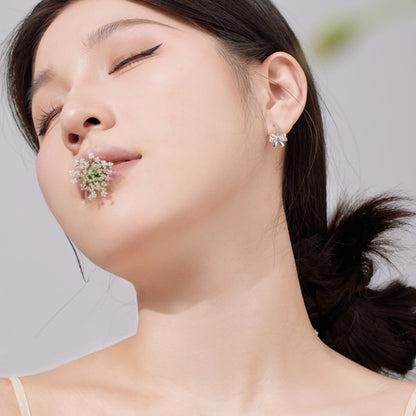 [Kincade Jewelrys]Exquisite Earrings With Heart-Shaped Bow Design