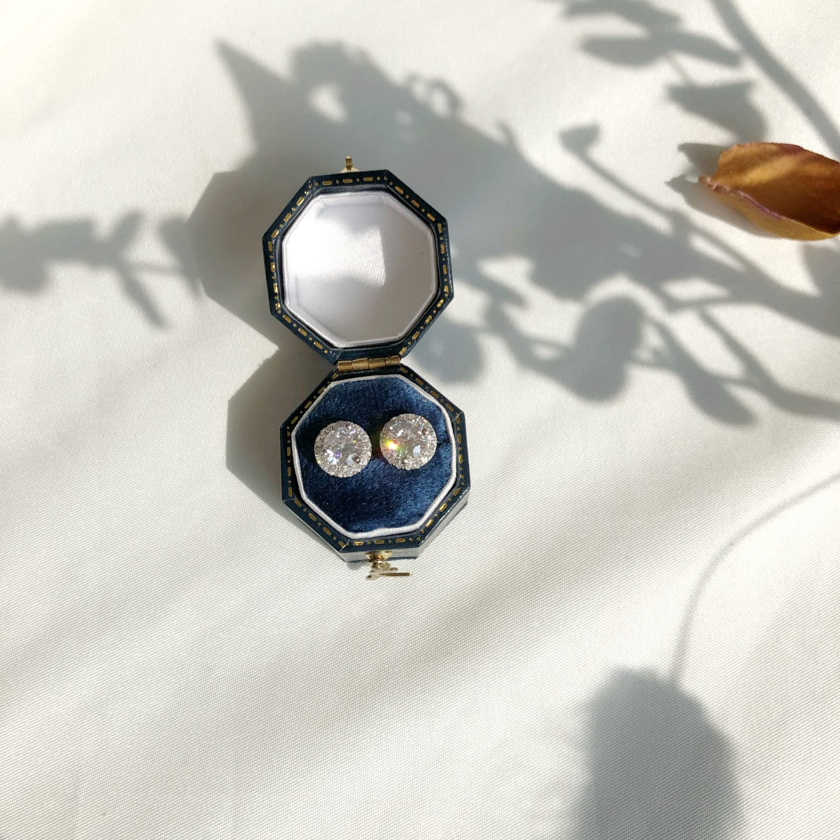 [Kincade Jewelery]Classic Princess Round Shape Earrings