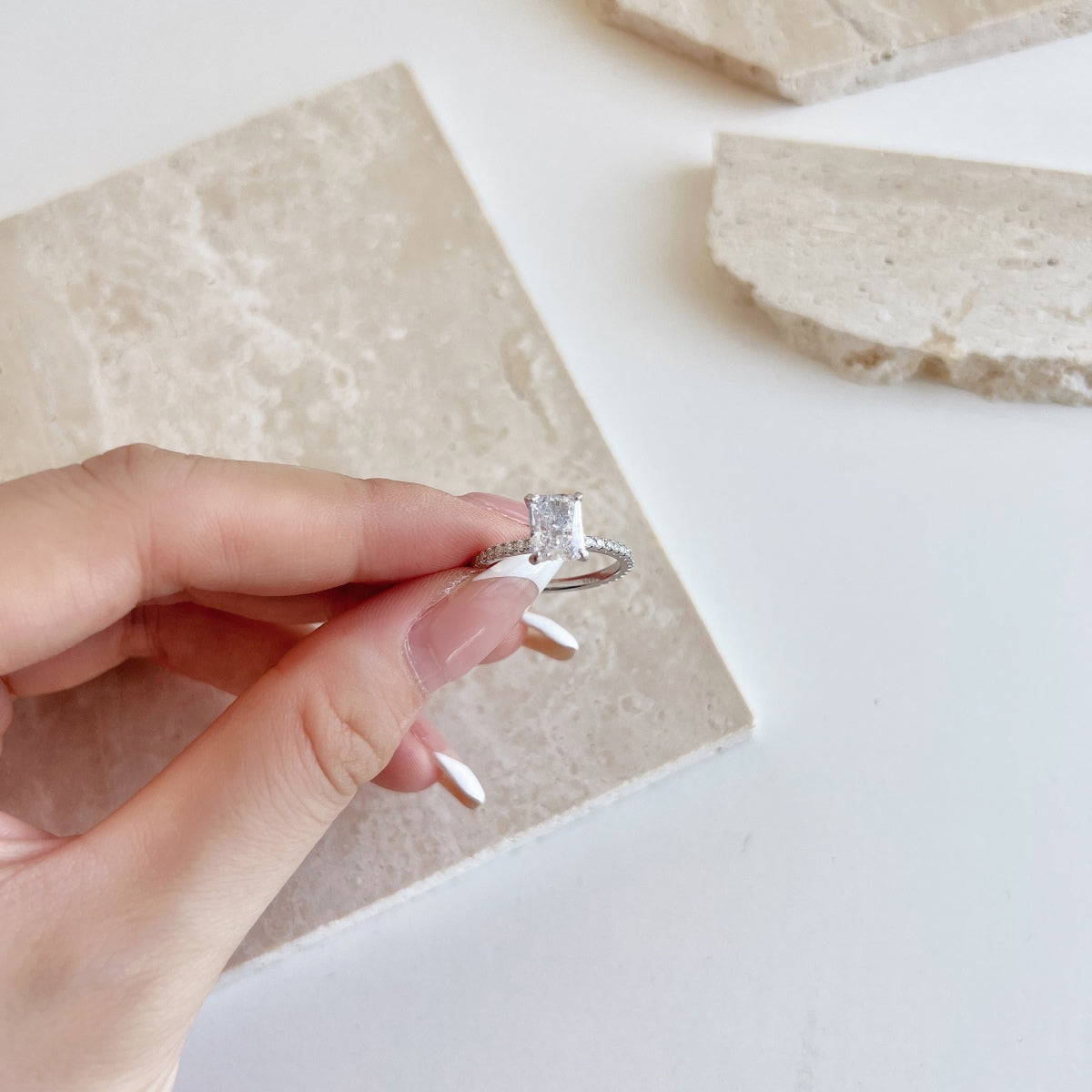 [Kincade Jewelery]2.0 Carat Dazzling Sparkling Radiant Cut Party Ring