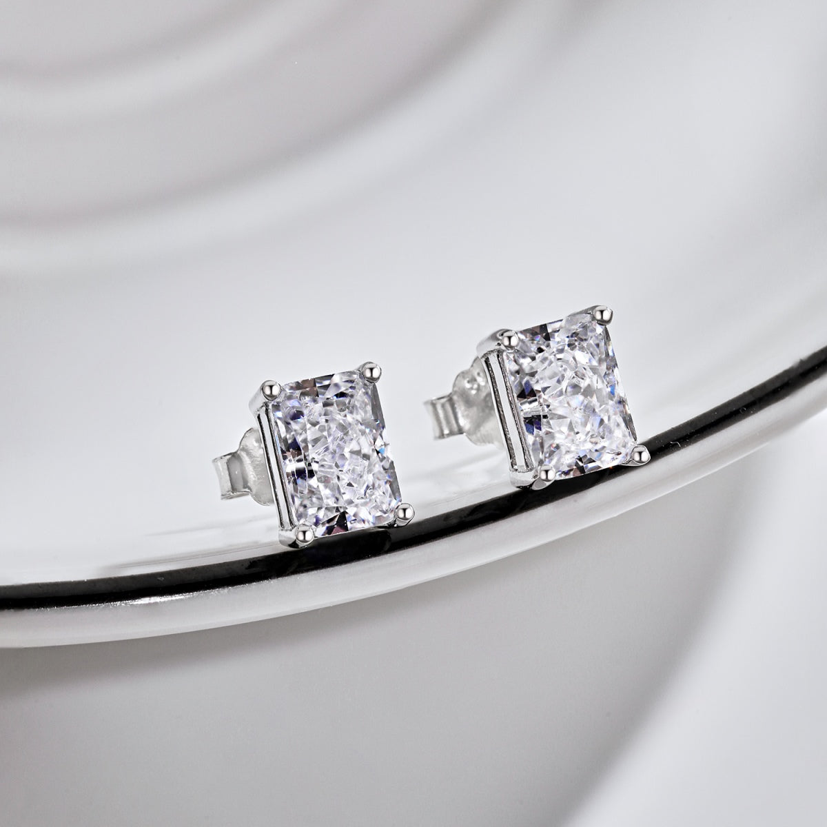 [Kincade Jewelery]Radiant Luxurious Princess Cut Daily Earrings