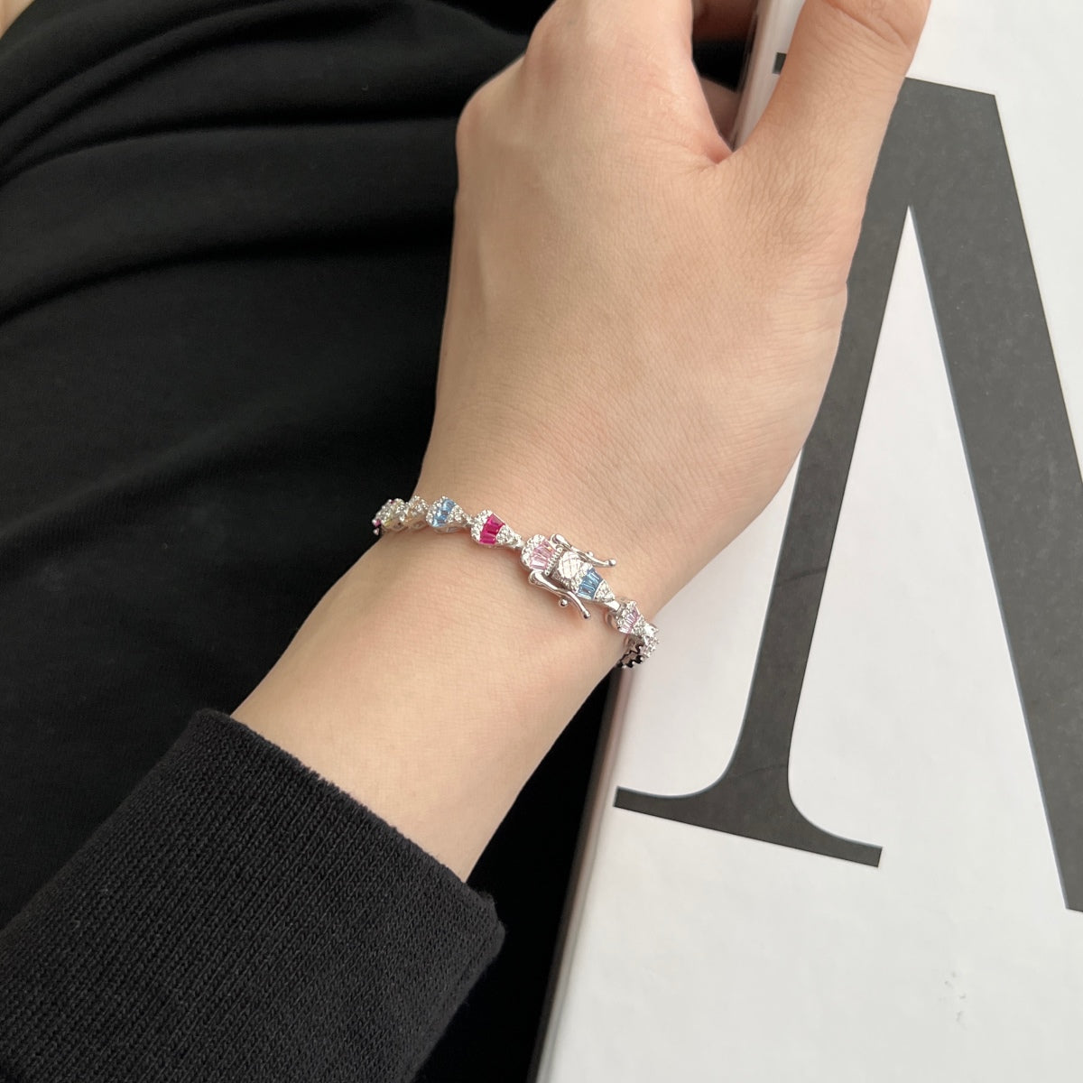 [Kincade Jewelery]Radiant Water Drop Shape Daily Bracelet