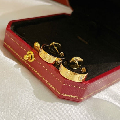 [Kincade Jewelery]LOVE EARRINGS 5.7MM 2 DIAMONDS