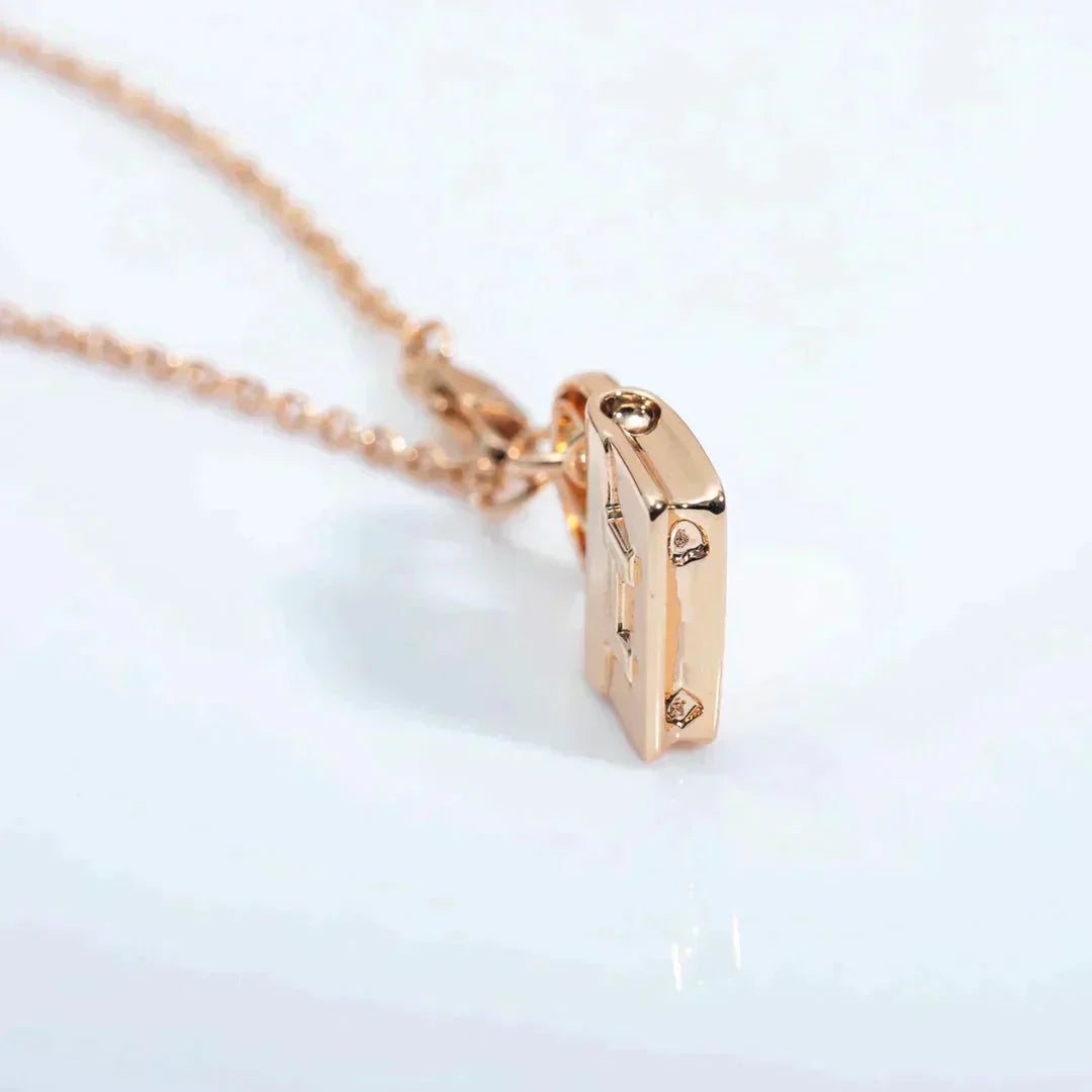 [Kincade Jewelery]AMULETTE PEDANT ROSE GOLD NECKLACE