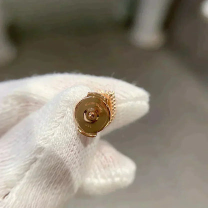 [Kincade Jewelery]HEART CARNELIAN STUD EARRINGS