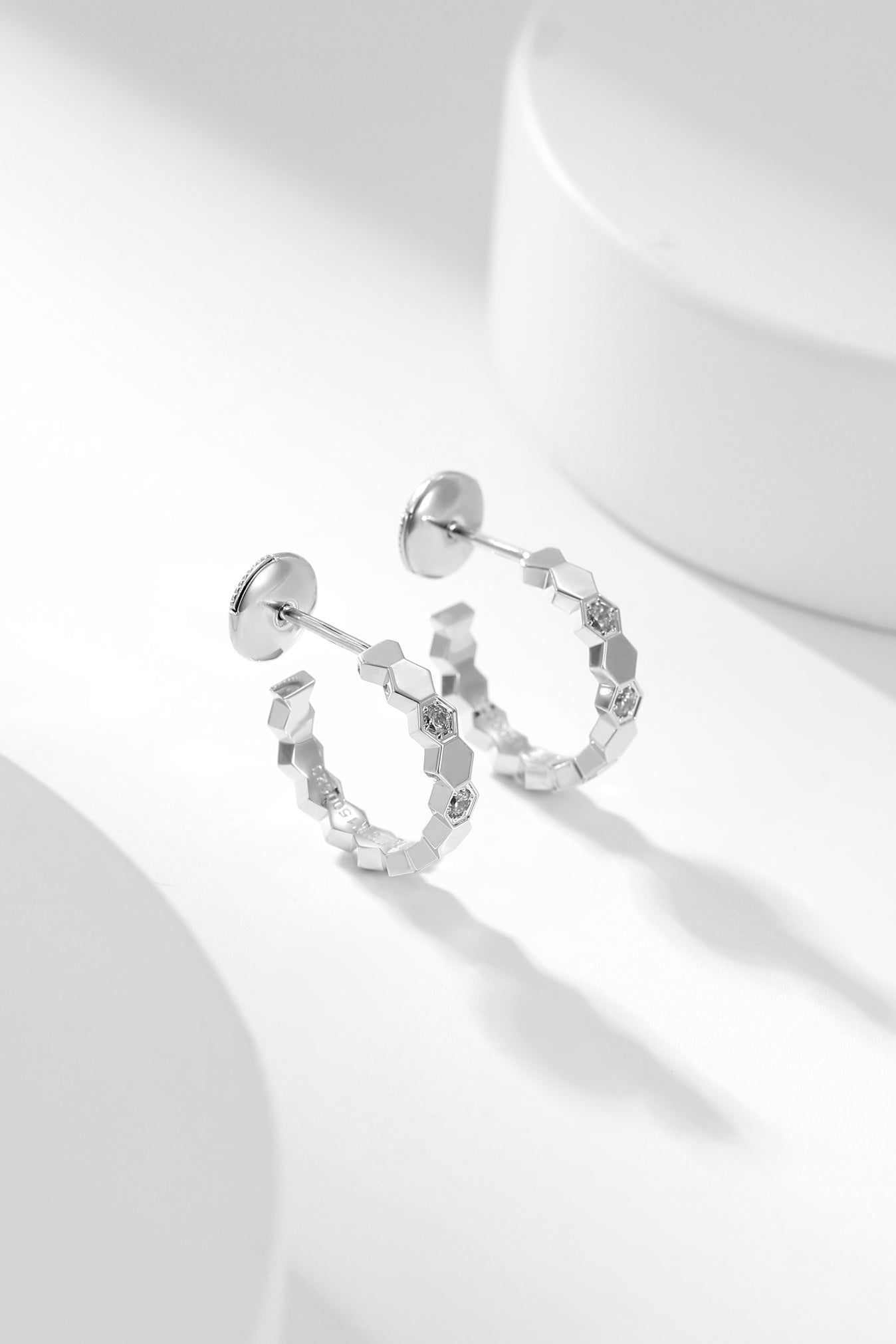 [Kincade Jewelery]BEE LOVE DIAMOND HOOP EARRINGS