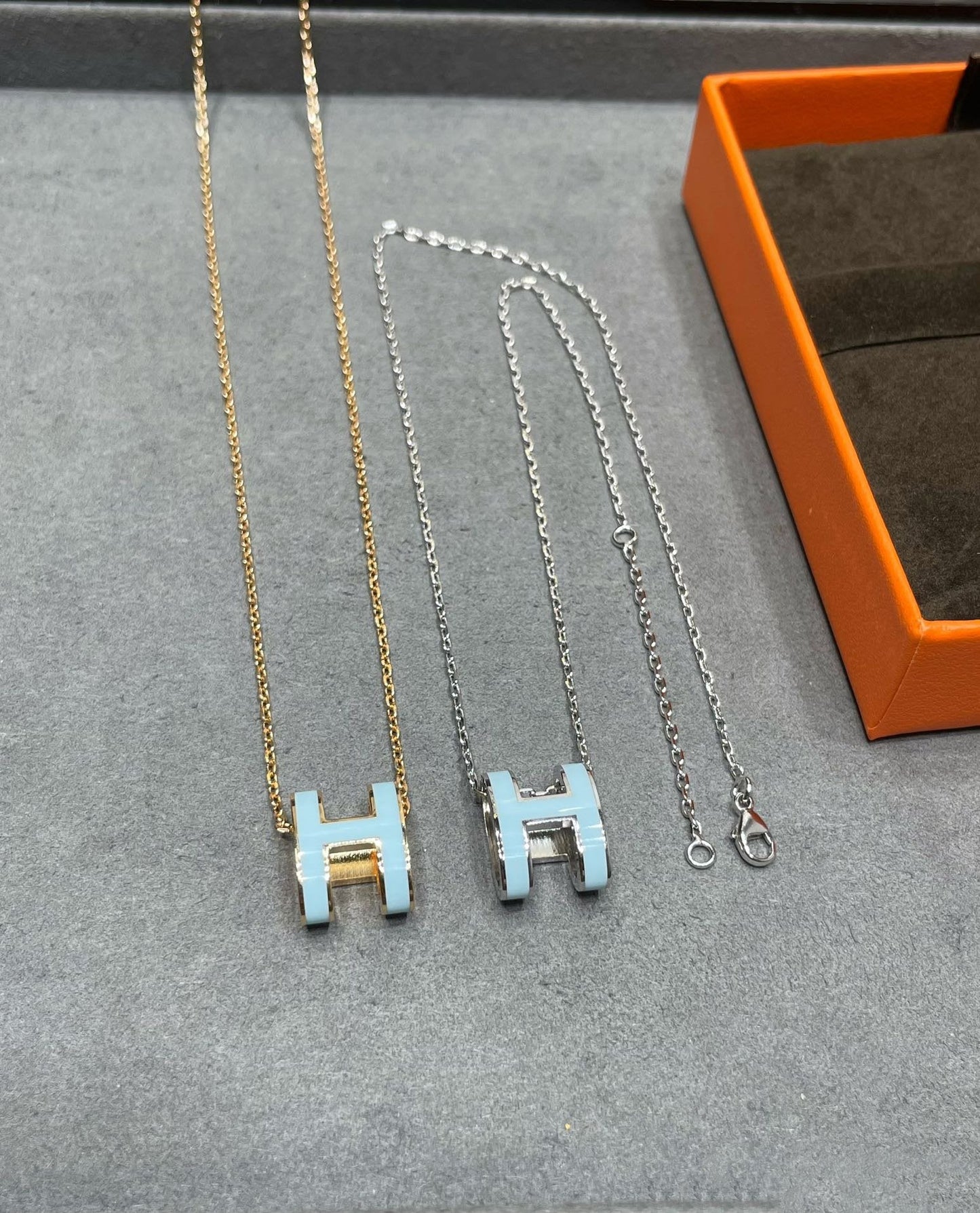 [Kincade Jewelery]POP H SKY BLUE NECKLACE