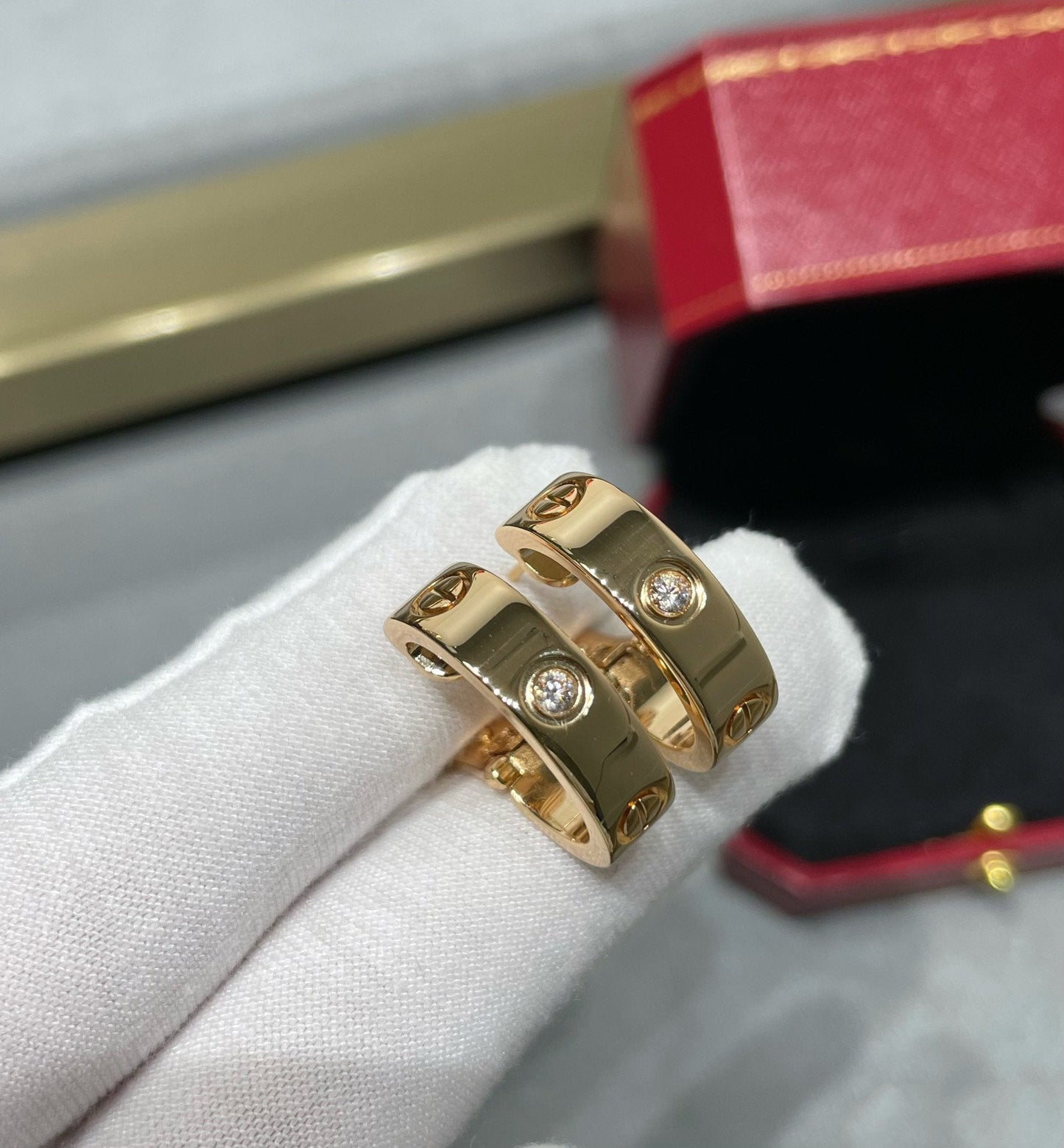 [Kincade Jewelery]LOVE 5.5MM 1 DIAMOND EARRINGS