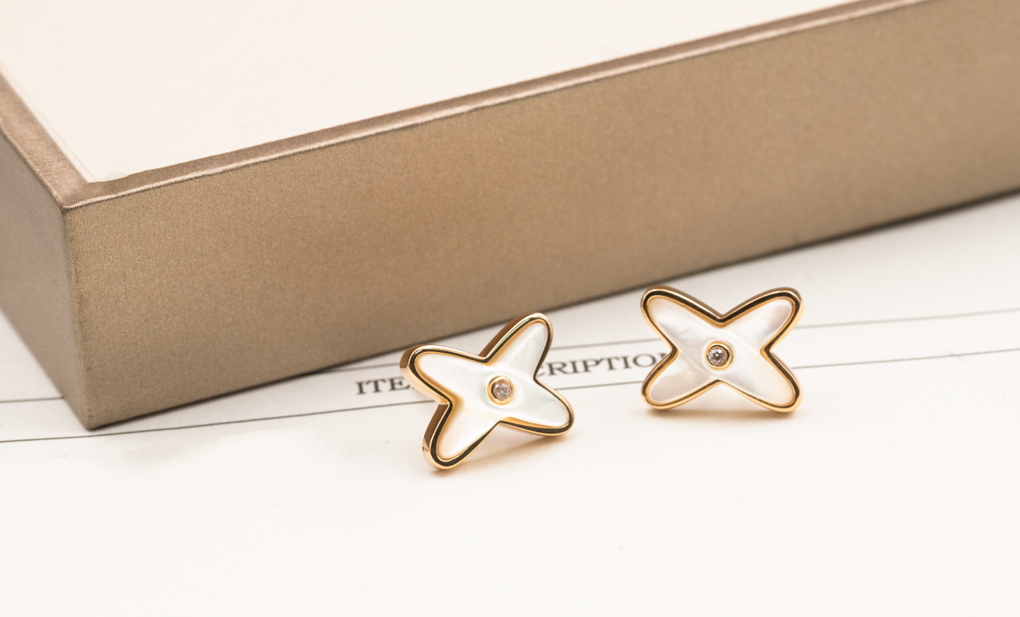 [Kincade Jewelery]JEUX DE WHITE MOP ROSE GOLD DIAMOND EARRINGS