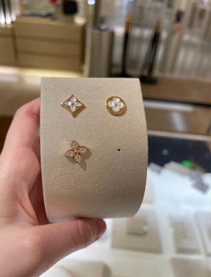 [Kincade Jewelery]STAR BLOSSOM STUD EARRINGS PINK GOLD DIAMONDS