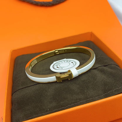 [Kincade Jewelery]CLASSIC HM CLIC WHITE 8MM ENAMEL BRACELET