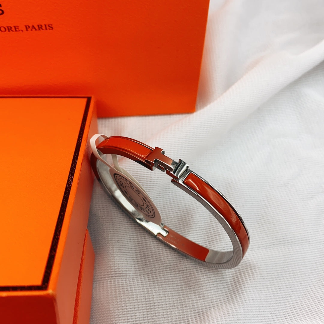 [Kincade Jewelery]CLASSIC HM CLIC RED 8MM ENAMEL BRACELET