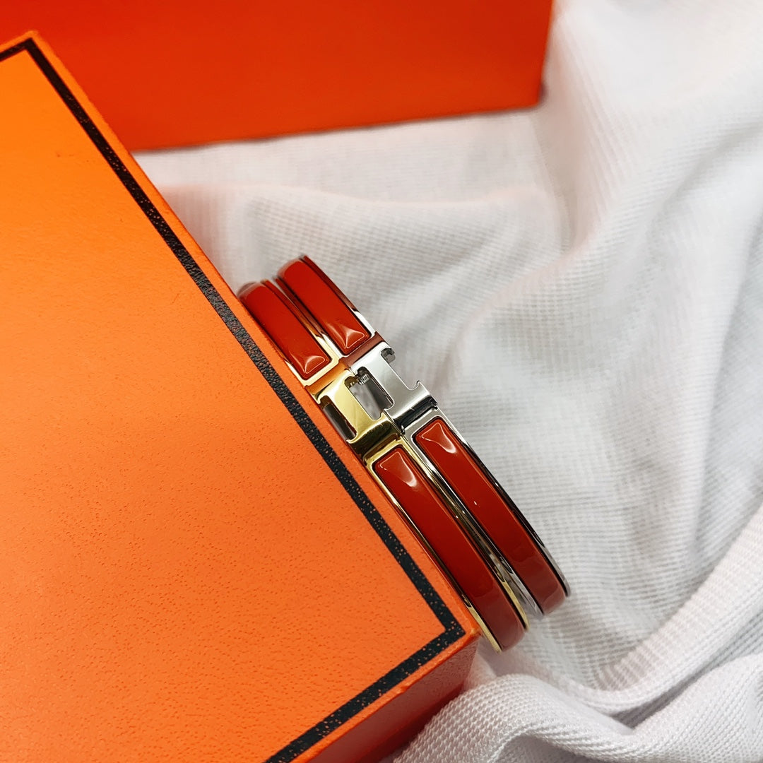 [Kincade Jewelery]CLASSIC HM CLIC RED 8MM ENAMEL BRACELET