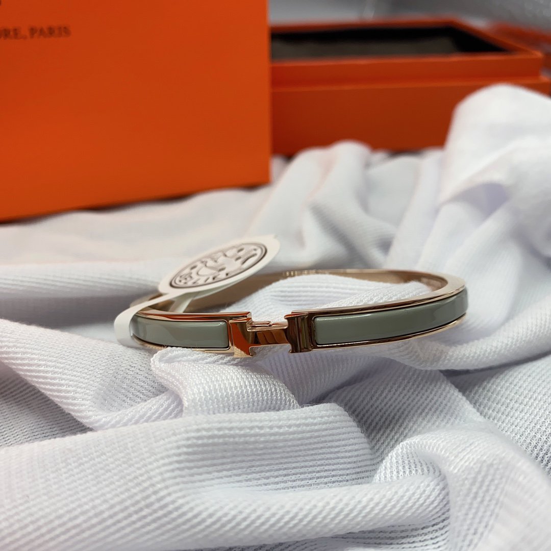 [Kincade Jewelery]CLASSIC HM CLIC GREEN 8MM ENAMEL BRACELET