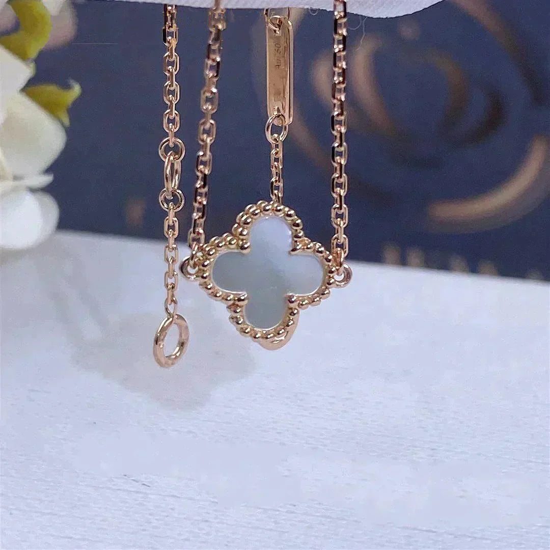 [Kincade Jewelery]Kincade WHITE MOP SINGLE FLOWER BRACELET